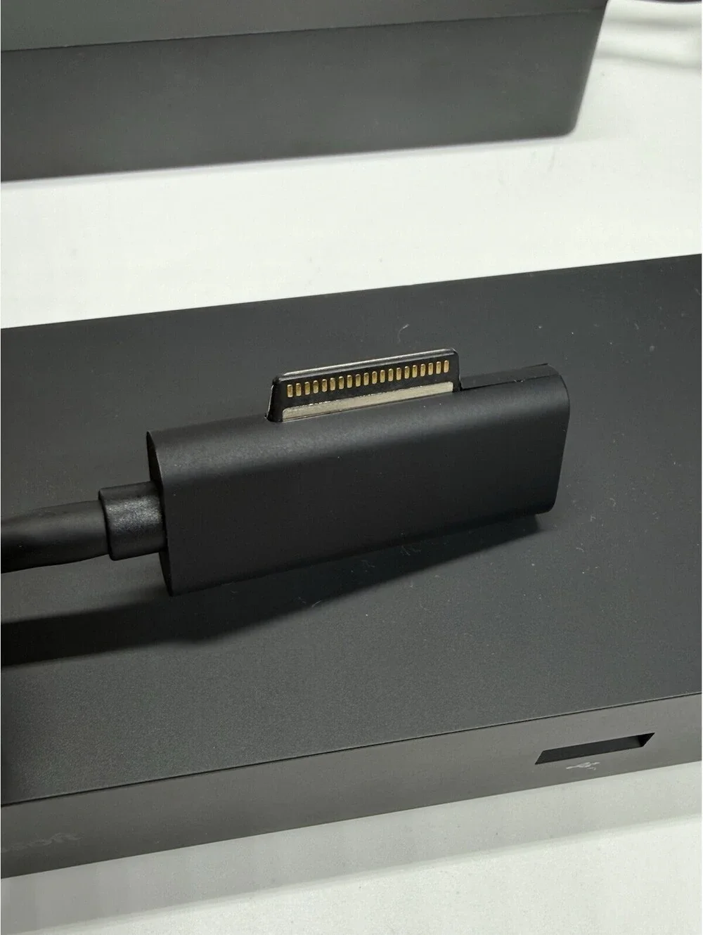 Microsoft Surface Dock 1661 w/ 1749 90W Adapter Surface Pro Laptop